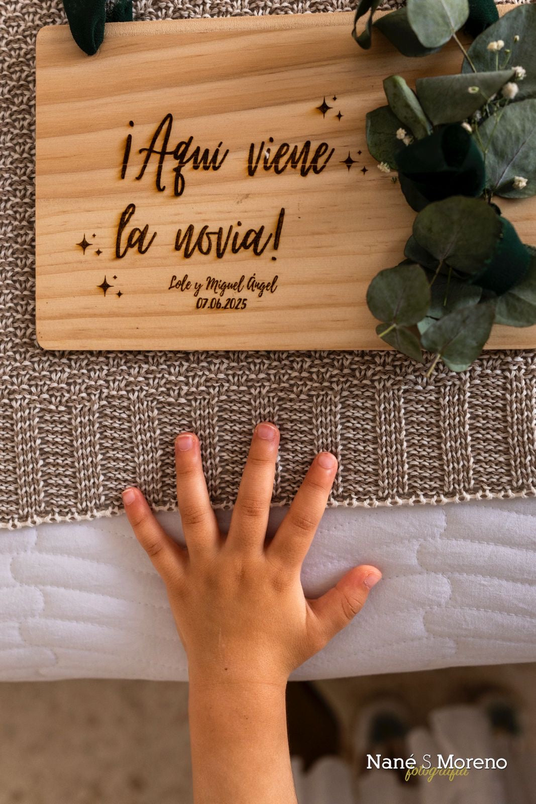 Cartel llega la novia