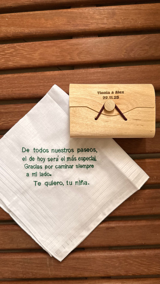 Caja pañuelos bordados