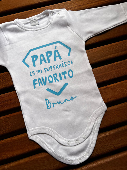 body papá superhéroe